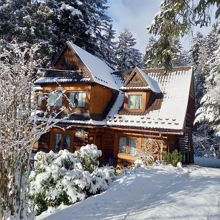 Good Bye Lenin Hostel *